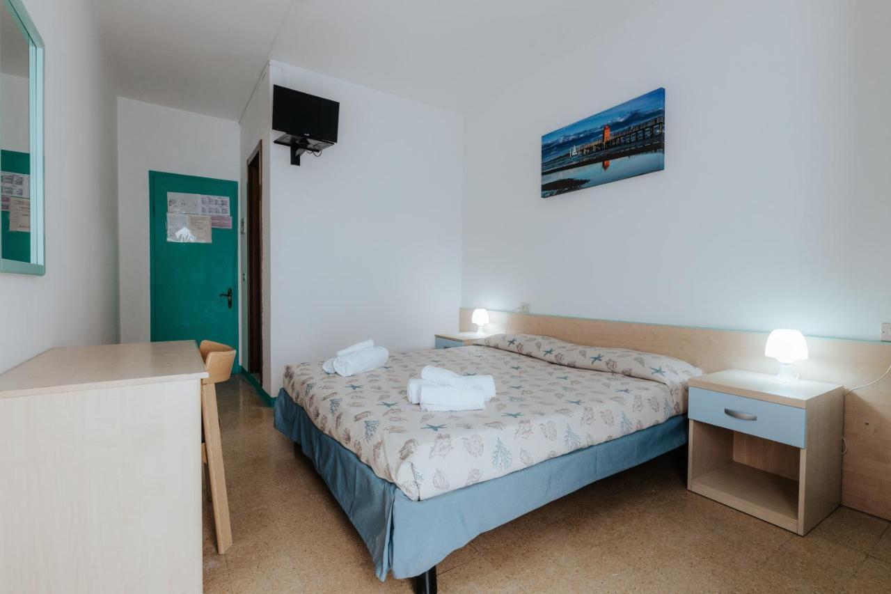 Hotel Villa Franca Lignano Sabbiadoro Exteriör bild