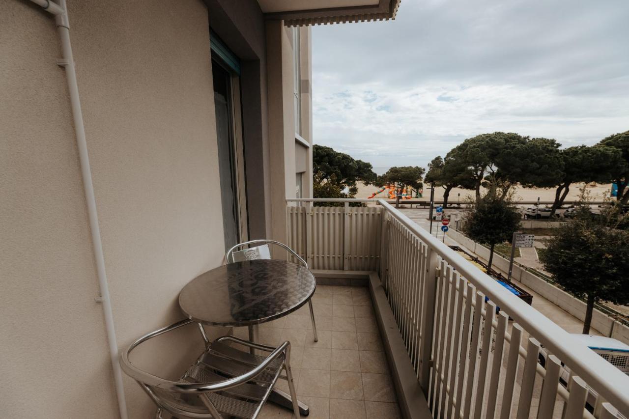 Hotel Villa Franca Lignano Sabbiadoro Exteriör bild