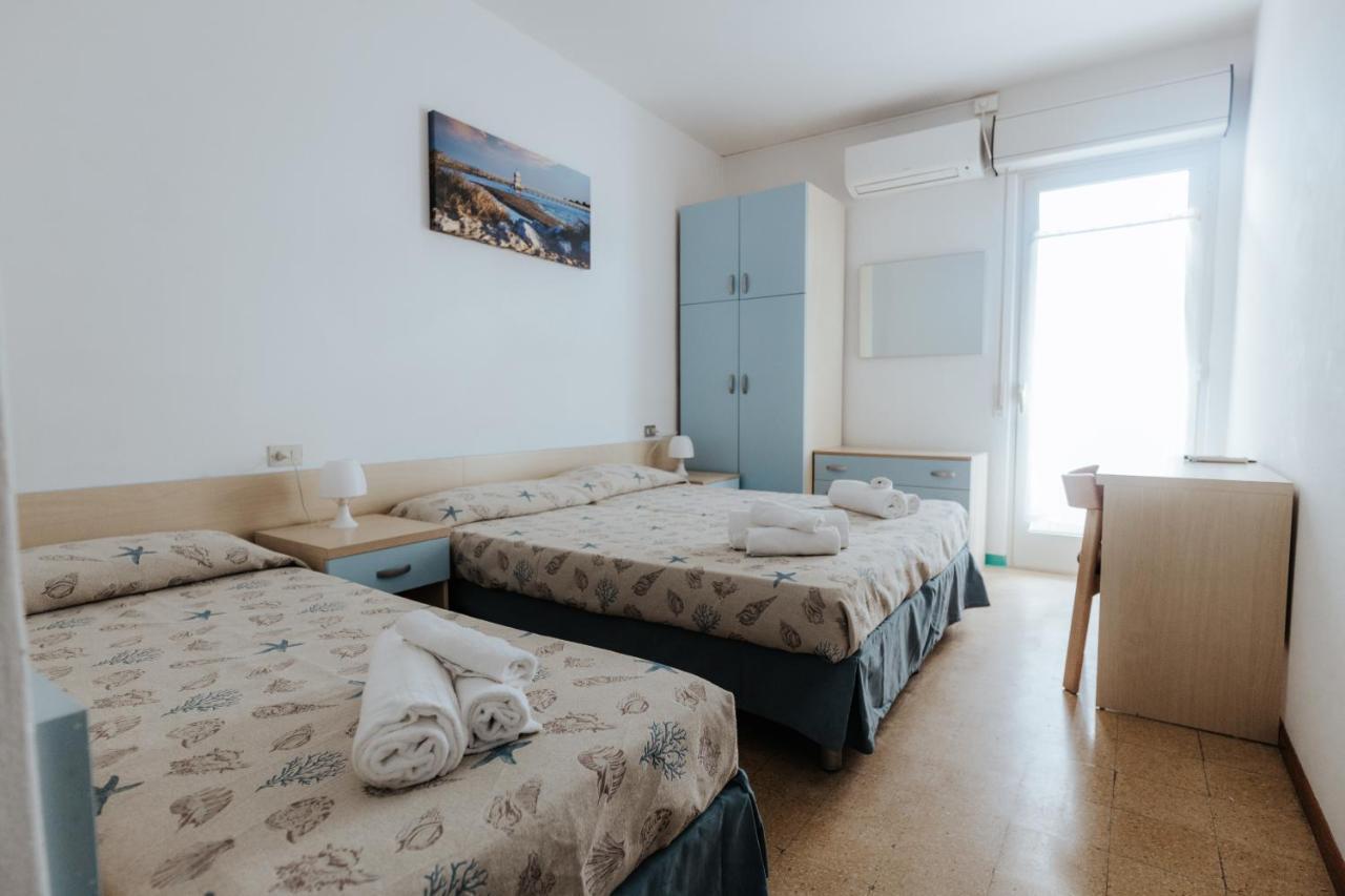 Hotel Villa Franca Lignano Sabbiadoro Exteriör bild